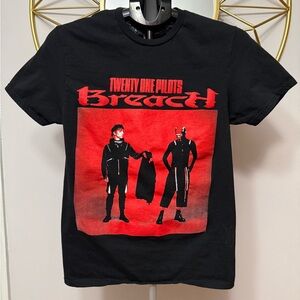 Twenty One Pilots Breach - LA Concert 2025 TShirt